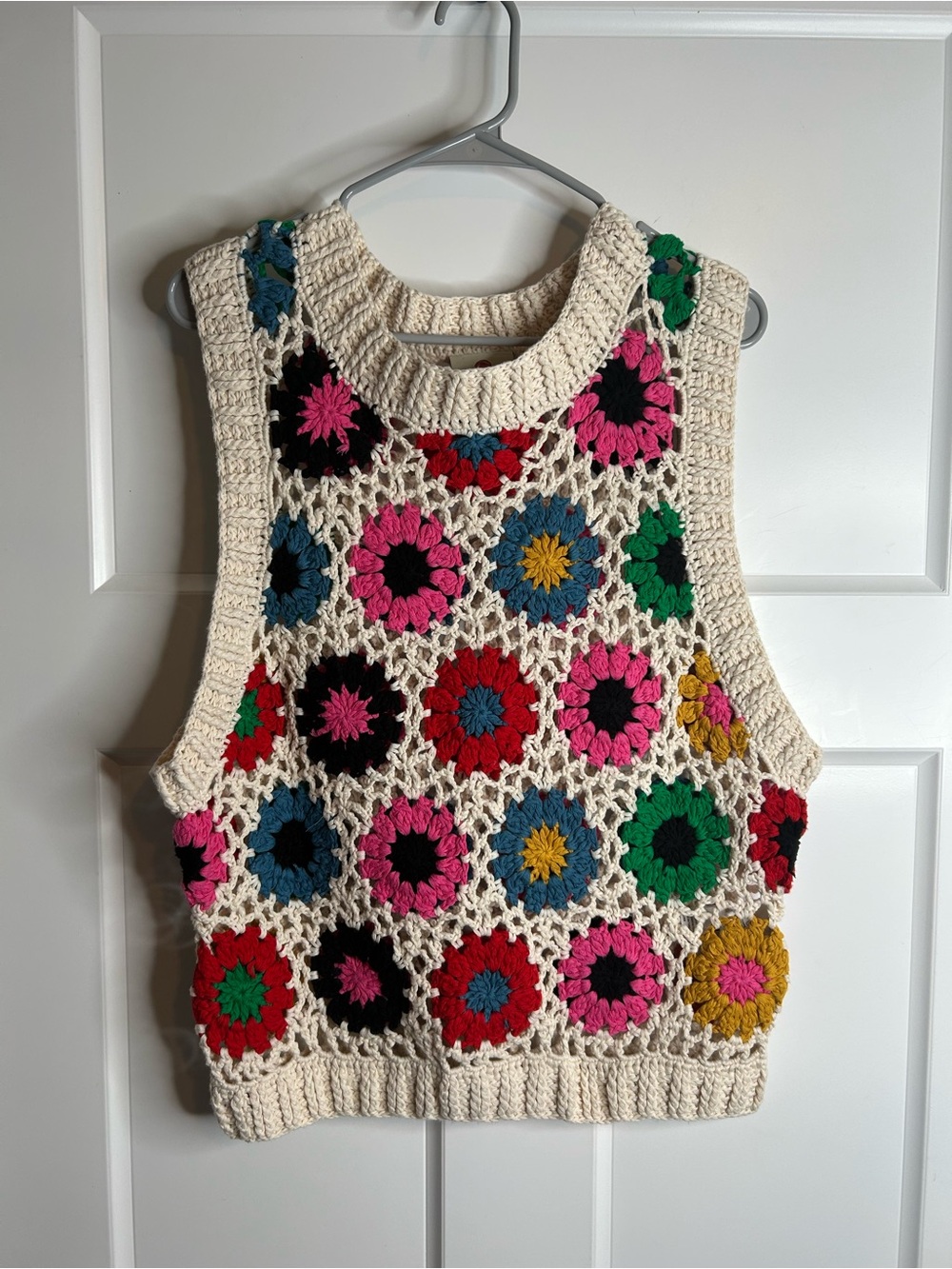 Farm Rio Women’s Size Medium Crocheted Sweater Vest Floral 1803
